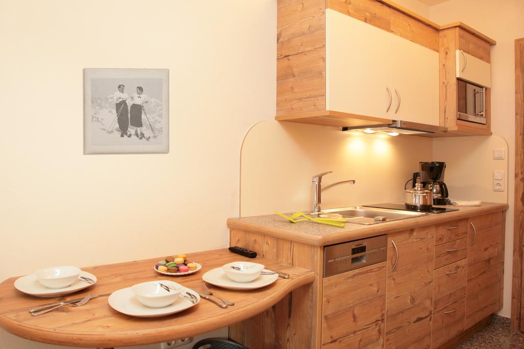 Intown Apartment Schmiede Saalbach-Hinterglemm Exterior photo
