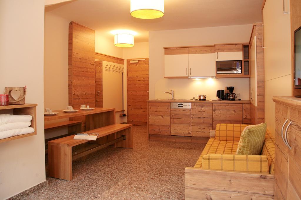 Intown Apartment Schmiede Saalbach-Hinterglemm Exterior photo